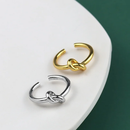 Minimal Love Knot Ring