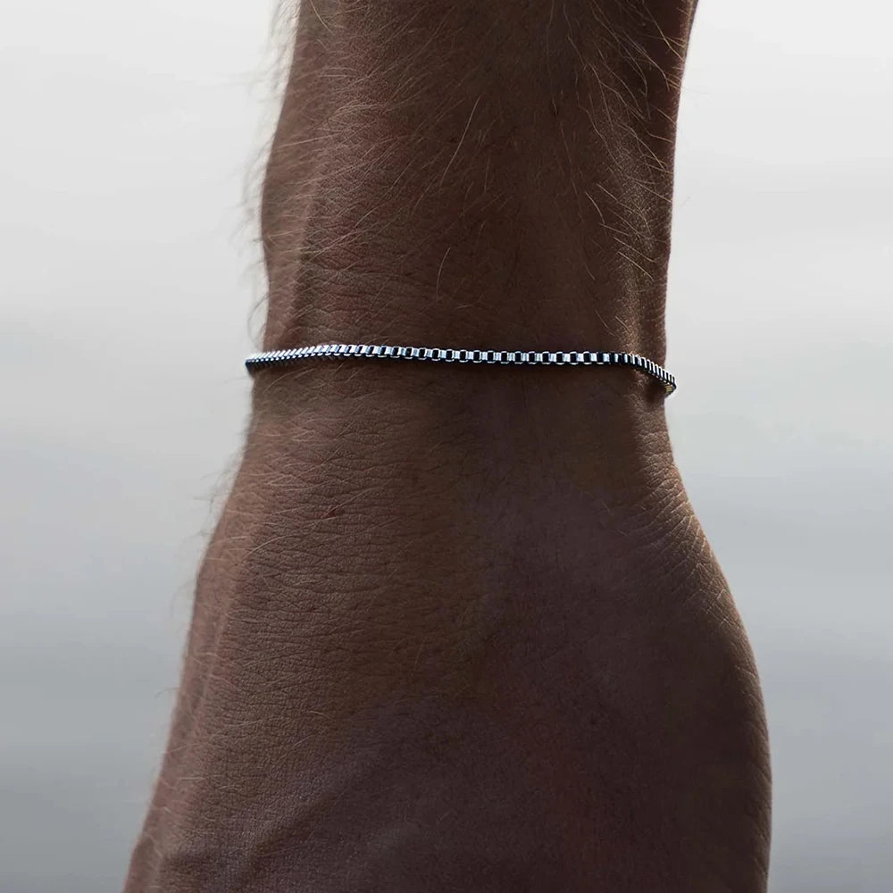 Unisex Minimal Bracelet