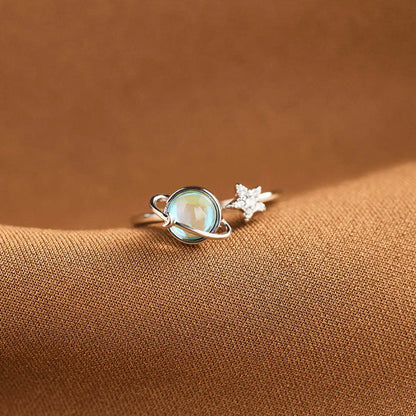 Rotatable Star Moon Ring